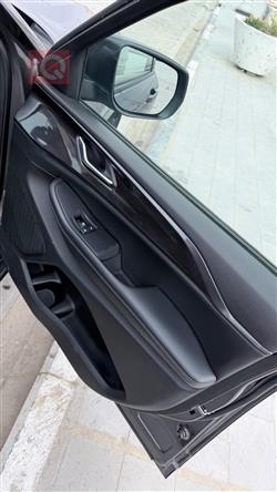 جیپ گراند شیرۆکی